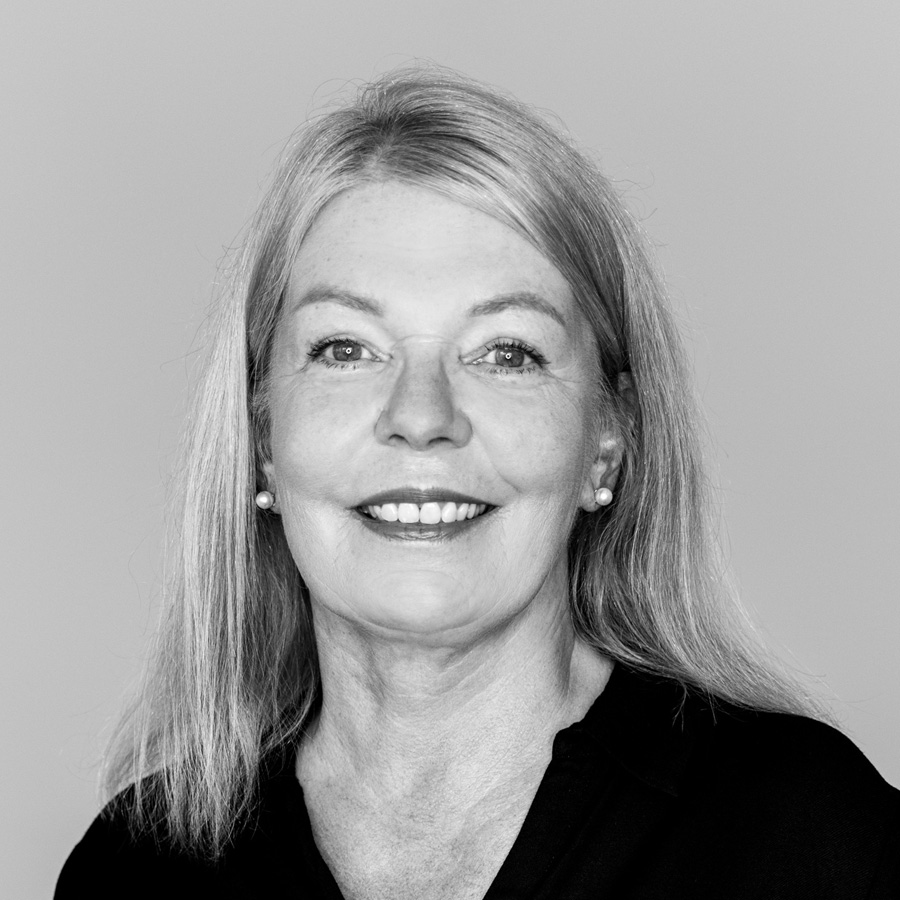 Claudia S.